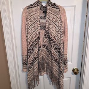 Patterned cardigan💓